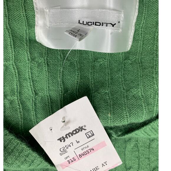 NWT New Lucidity Womens Large Rabbit Hair Blend Long Sleeve Deep V Knit Sweater - Picture 5 of 6